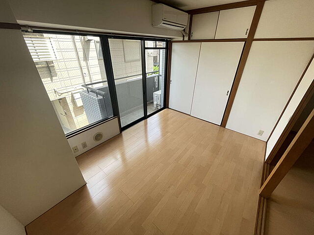 寝室