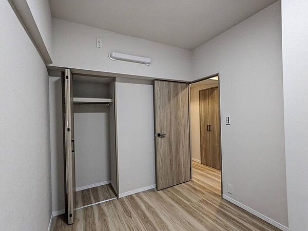 洋室を拡大表示