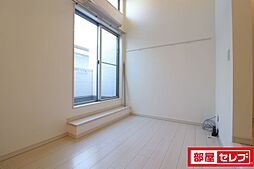 サンエイブリッジ　II 2階ワンルームのリビング/ダイニング