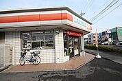 ローソン北名古屋片場北店 565m