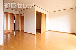 セレスティン 1階2LDKのリビング/ダイニング