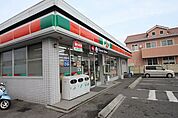 サンクス 久地野店 674m