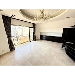 垣戸マンション 5階1LDKのリビング/ダイニング