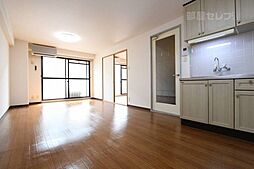 ウエストクリーク 3階1LDKのリビング/ダイニング