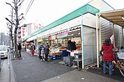 スーパーヤマト・平田店 372m