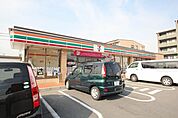 セブンイレブン清須土田店 386m