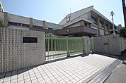 名古屋市立飯田小学校 253m