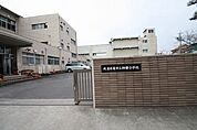 師勝小学校 877m