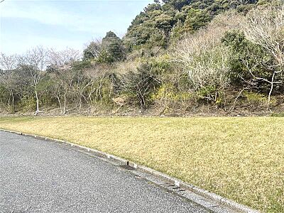 外観:南西より撮影 外観:南西より撮影