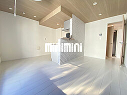 メゾン・ドゥ・アッシュ一之江 3階1LDKのリビング/ダイニング