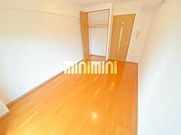 プライムアーバン行徳I 3階1Kのリビング/ダイニング