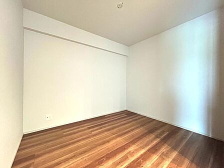 お料理中でもサッと目が届きやすいお部屋です。