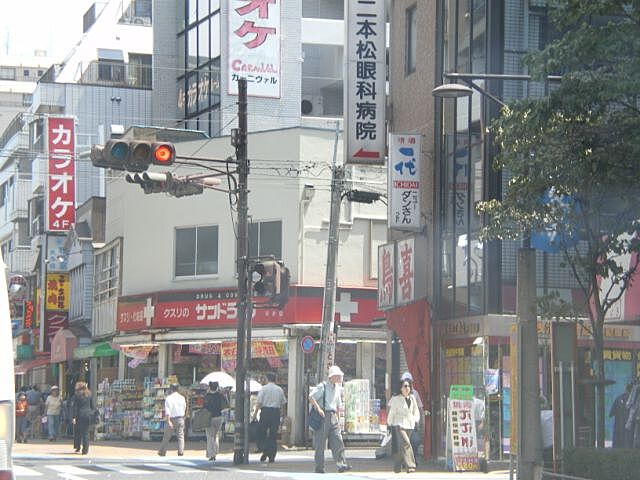 周辺