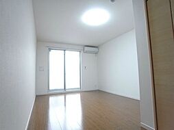 リブリ・ゆうや