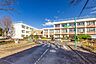 周辺：狭山市立富士見小学校 584m