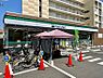 周辺：ファミリーマート 板橋加賀二丁目店（311m）