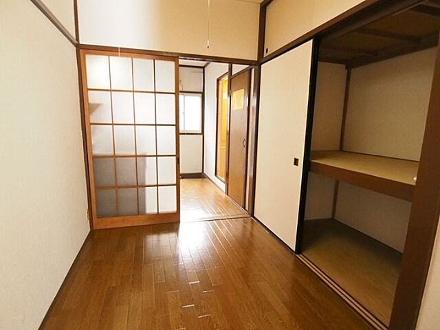 寝室