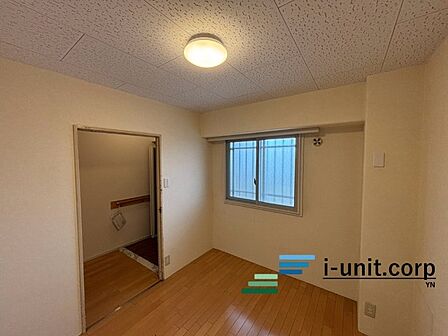 明るいお部屋はゲストのおもてなしの空間にも変化しますよ！使いやすいようにアレンジも〇