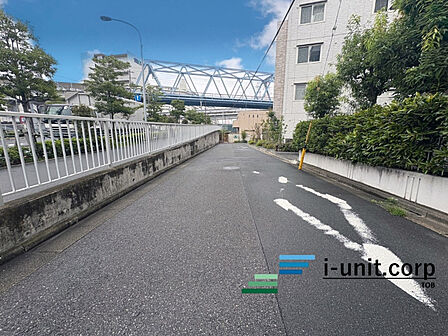 前面道路です。