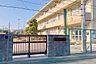 周辺：小学校「冨貴島小学校まで950m」