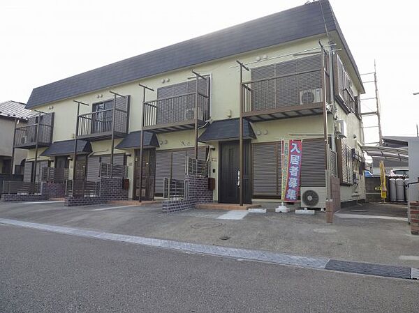 グランブルー森野（Renovation歴あり） 1｜東京都町田市森野6丁目(賃貸テラスハウス2LDK・1階・61.97㎡)の写真 その2