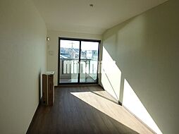 フラット南流山 1階1Kのリビング/ダイニング