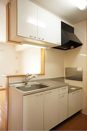 サニーヒルズ・オカベ_内装_1