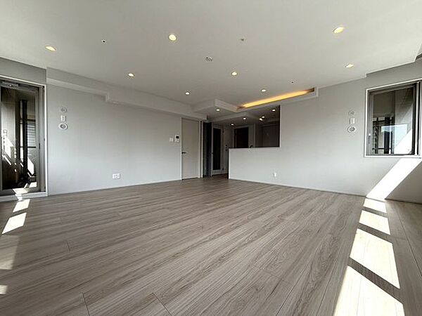 リビング/ダイニングを拡大表示