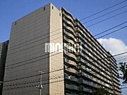 千葉みなと駅、徒歩圏内。
