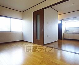 ハイツ和泉 2-3 2階1DKのリビング/ダイニング