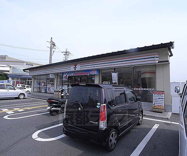 画像27:セブンイレブン京都大枝中山店まで400m 9号線沿いの角地で利用しやすいロケーション