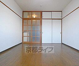 フレーズII 301 3階1Kのリビング/ダイニング