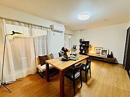 JR青梅線 昭島駅 徒歩18分の賃貸アパート 2階1LDKのリビング/ダイニング