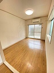 京都地下鉄東西線 椥辻駅 徒歩10分の賃貸マンション 1階1Kのリビング/ダイニング