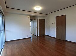 京都地下鉄東西線 石田駅 徒歩10分の賃貸マンション 1階2DKのリビング/ダイニング