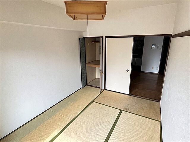 寝室