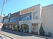 レンタルビデオ「TSUTAYAまで190m」