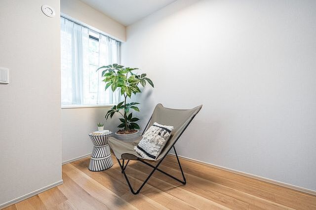 子供部屋 ジオ御苑内藤町 2階/208