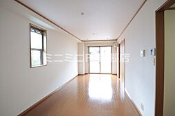 サンライズ三谷 201 2階1LDKのリビング/ダイニング