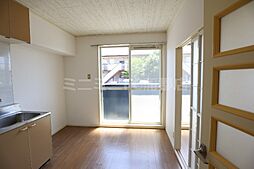 コーブサンクチュアリ 203 2階2DKのリビング/ダイニング