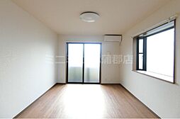 アンプルール　リーブルK・Yヒルズ 101 1階1Kのリビング/ダイニング