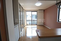 ベルパーク丸山L棟 202 2階1LDKのリビング/ダイニング