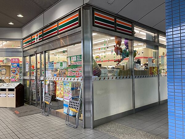 画像17:セブンイレブン 新高円寺駅前店（499m）