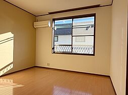 クレッセントハイツ 201 2階1Kのリビング/ダイニング