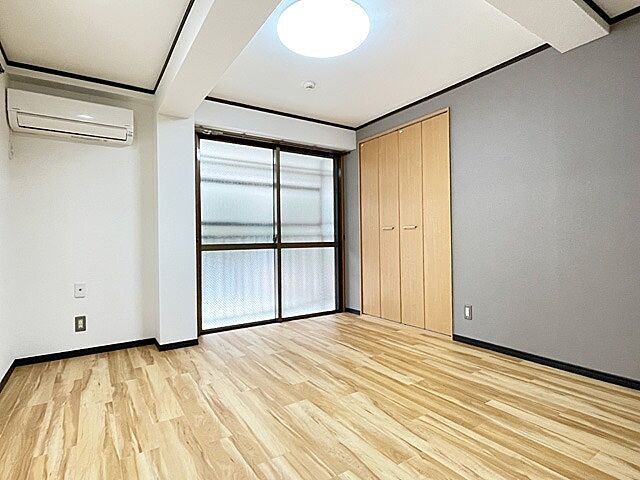 寝室