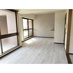 ラッフル千代田 5階1LDKのリビング/ダイニング