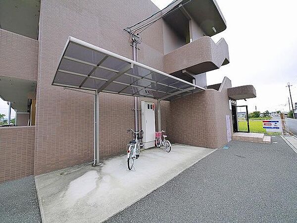 画像19:自転車置き場が設置されてます