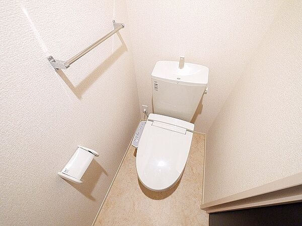 画像8:コンパクトで使いやすいトイレです