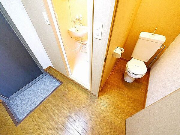 画像27:トイレです