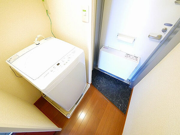画像10:室内洗濯機置場